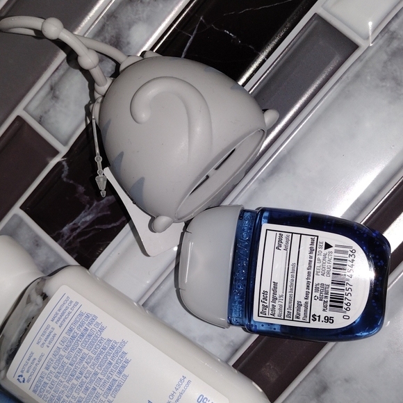 B&BW Frosted Coconut Snowball Hand Cream Pocketbac Body Lotion Seasonal Set NWT - Picture 7 of 8